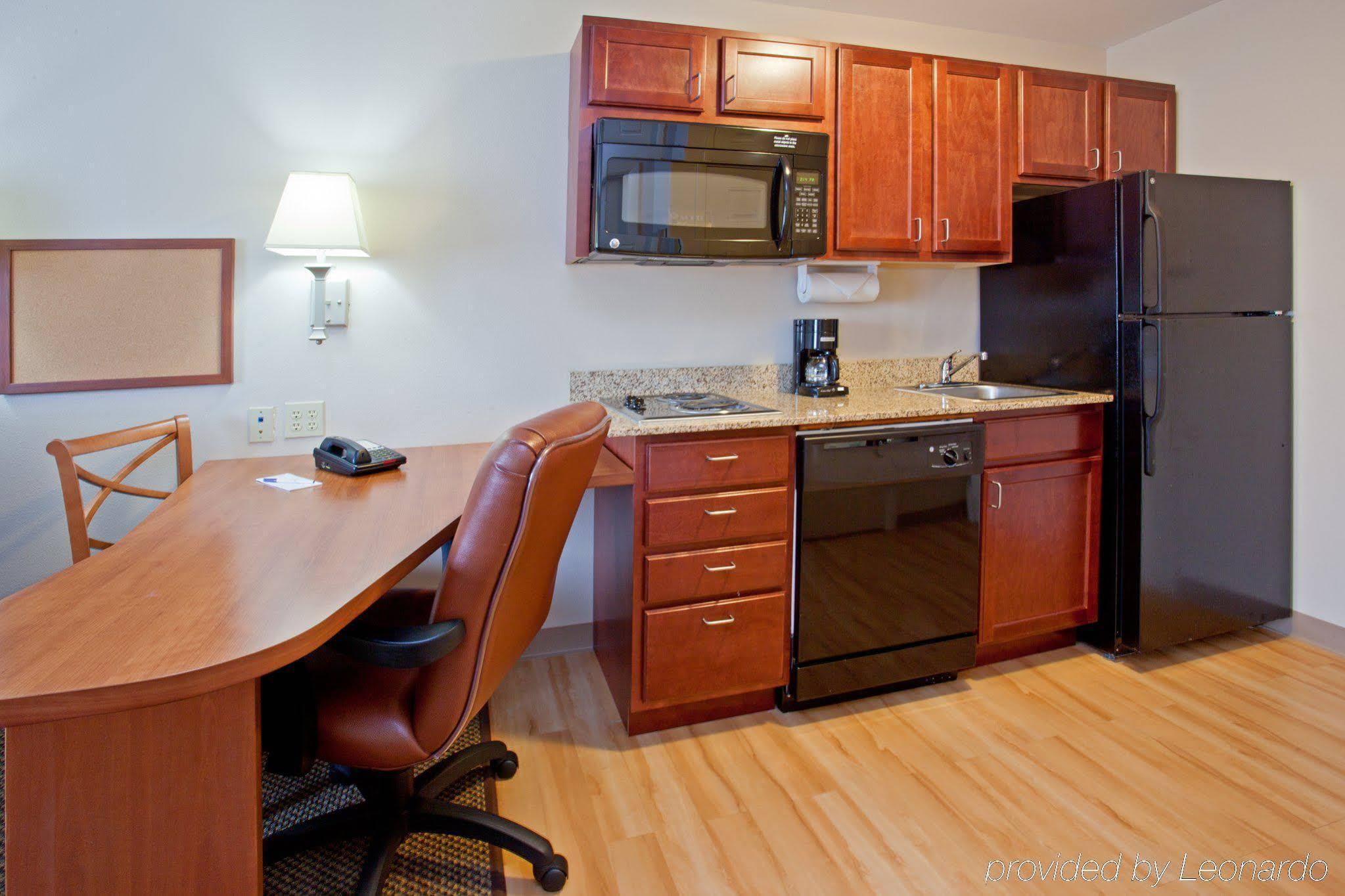 Candlewood Suites Houston Westchase - Westheimer By Ihg Εξωτερικό φωτογραφία