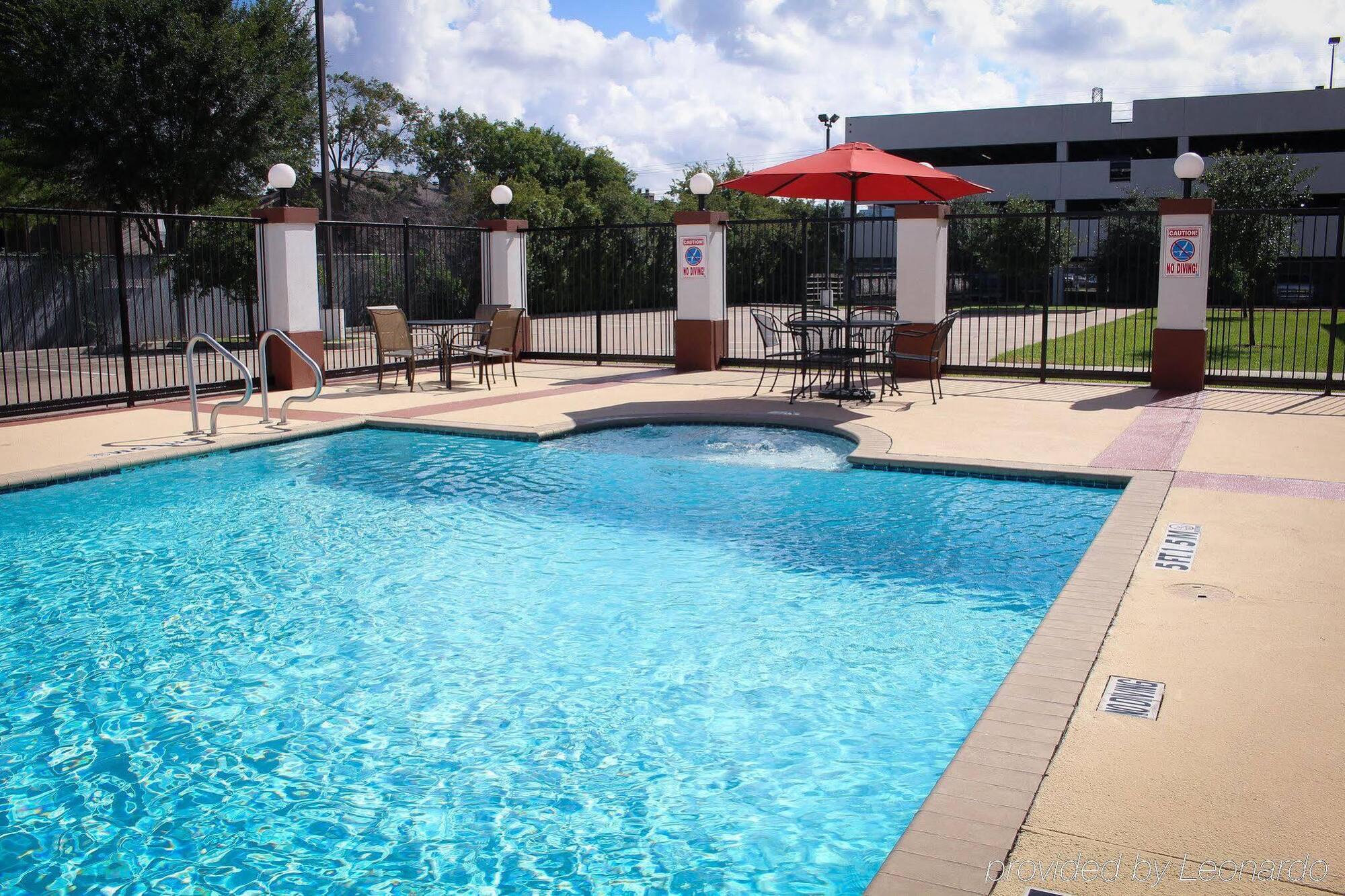 Candlewood Suites Houston Westchase - Westheimer By Ihg Εξωτερικό φωτογραφία
